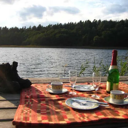 Dependance Ferienhaeuser Am Kastavensee 別荘